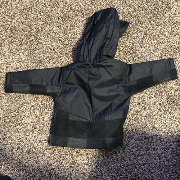 Brand new Columbia fleece lined jacket - Picture 2 of 3